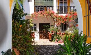 Casas adosadas de estilo andaluz a la venta en Marbella 28251 
