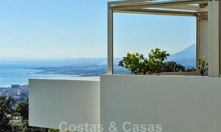 Moderno y lujoso ático apartamento en venta en Marbella 37443 