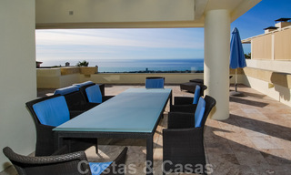 Moderno y lujoso ático apartamento en venta en Marbella 37457 