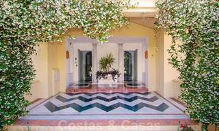 Apartamento de lujo espacioso a la venta en Nueva Andalucía, Marbella 22924 