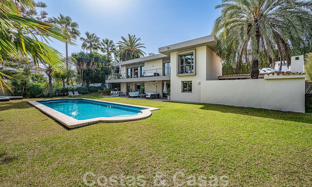 Moderna villa de lujo en venta en el valle del golf de Nueva Andalucia, a poca distancia de Puerto Banús, Marbella 51021