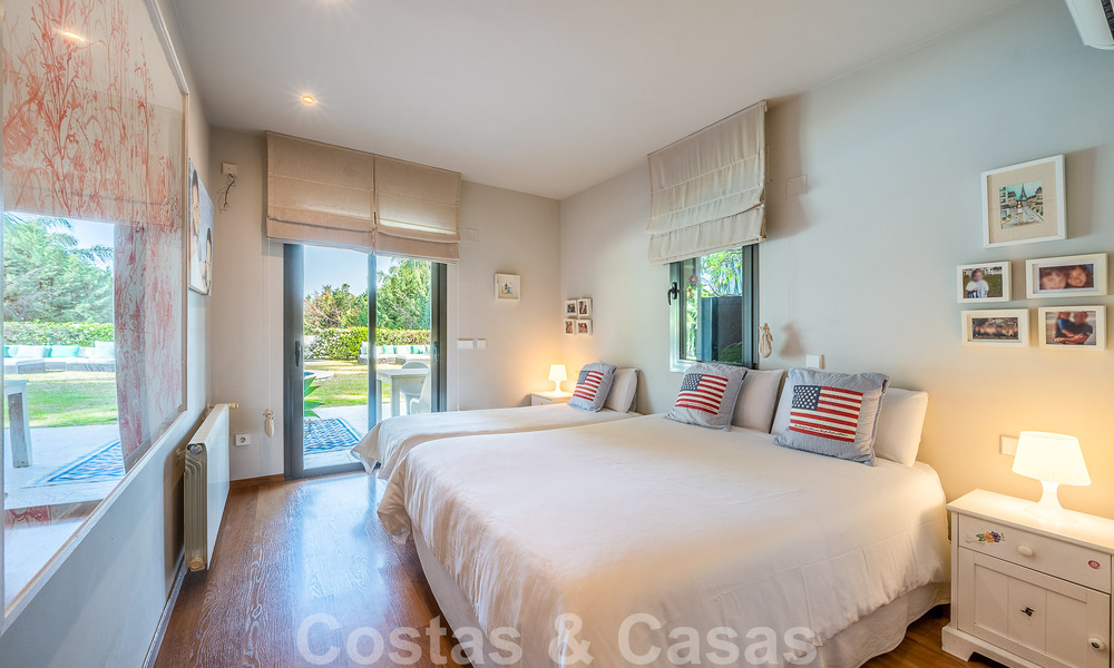 Moderna villa de lujo en venta en el valle del golf de Nueva Andalucia, a poca distancia de Puerto Banús, Marbella 51031