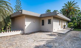 Moderna villa de lujo en venta en el valle del golf de Nueva Andalucia, a poca distancia de Puerto Banús, Marbella 51033 