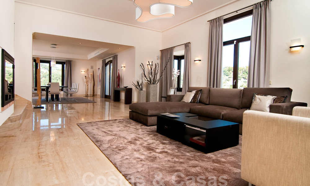 Villa de lujo de estilo andaluz para comprar, Marbella - Benahavis 29563