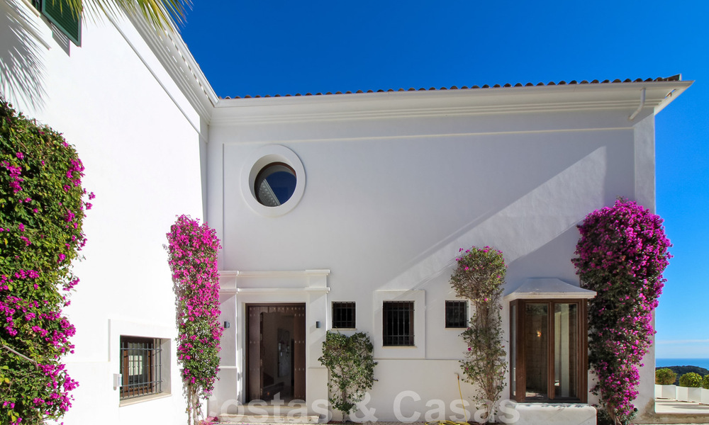 Villa de lujo de estilo andaluz para comprar, Marbella - Benahavis 31580
