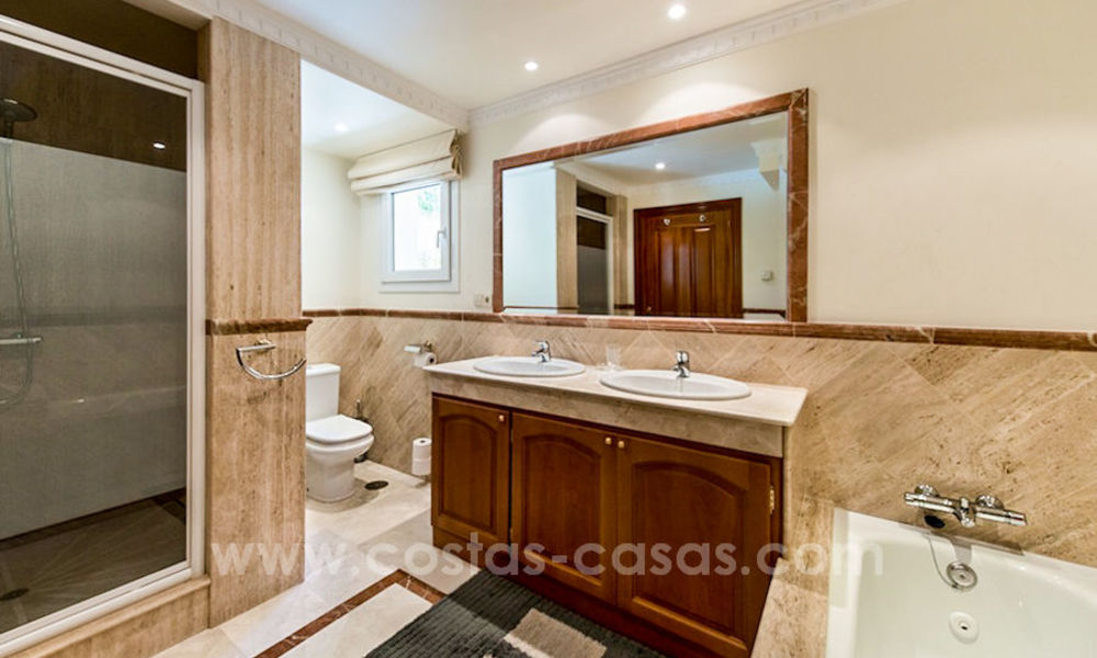 Villa de lujo a la venta en Nueva Andalucia - Marbella 17714