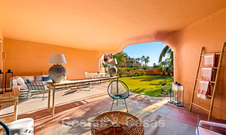 Apartamentos y áticos de lujo en primera línea de playa a la venta en Marbella 33862 