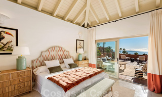 Apartamentos y áticos de lujo en primera línea de playa a la venta en Marbella 33885 