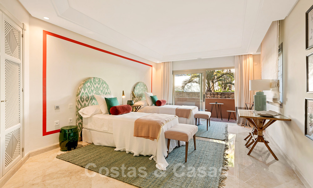 Apartamentos y áticos de lujo en primera línea de playa a la venta en Marbella 33887
