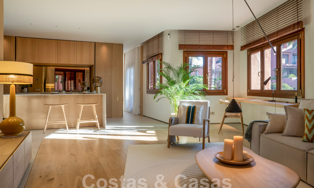 Apartamentos exclusivos en primera línea de playa en venta en la New Golden Mile, entre Marbella y la ciudad de Estepona 795438