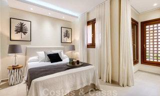 Apartamentos de lujo en primera planta a la venta, complejo en primera línea de playa, Nueva Milla de Oro, Marbella - Estepona 26991 