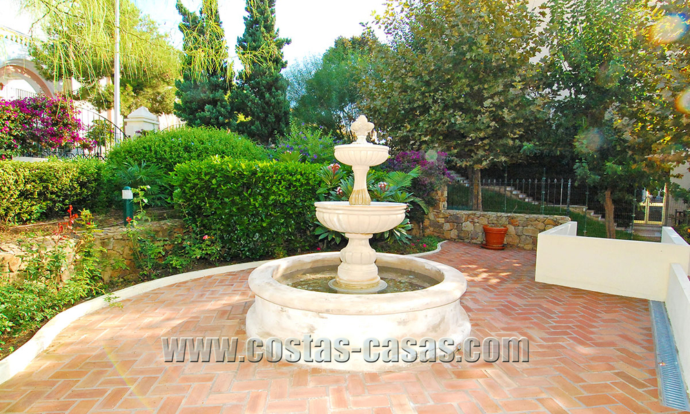 Apartamento en primera línea de playa a la venta en Marbella 42448