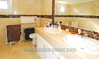 Apartamento en primera línea de playa a la venta en Marbella 42461 